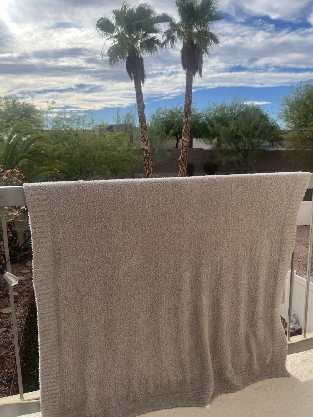 Barefoot Dreams CozyChic 56x78 Stacked Rib Border Blanket Tan
